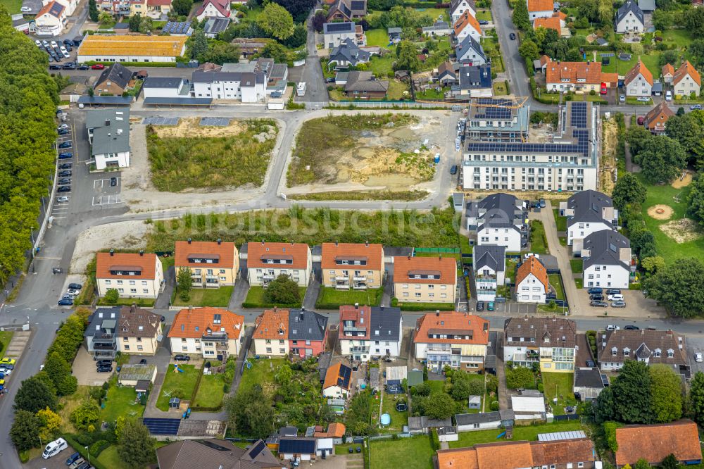 Luftaufnahme Soest - Baustelle mit Erschließungs - und Aufschüttungs- Arbeiten für eine neue Wohnsiedlung in Soest im Bundesland Nordrhein-Westfalen, Deutschland