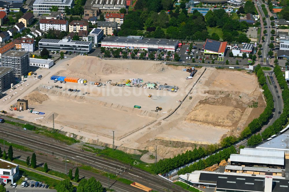 Luftaufnahme Schwetzingen - Baustelle mit Erschließungs - und Aufschüttungs- Arbeiten in Schwetzingen im Bundesland Baden-Württemberg, Deutschland