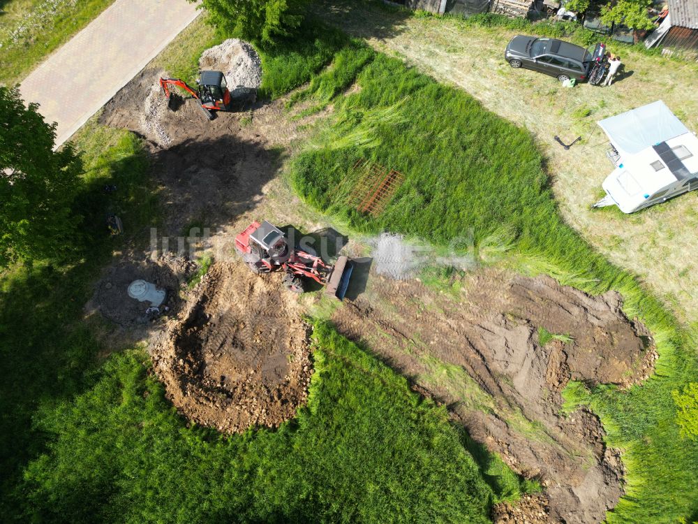 Luftbild Groß Daberkow - Baustelle mit Erschließungs- und Erdarbeiten für ein Einfamilienhaus in Groß Daberkow im Bundesland Mecklenburg-Vorpommern, Deutschland