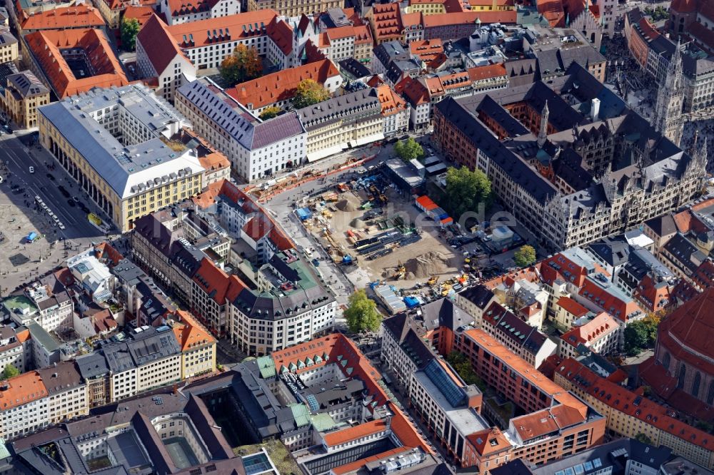 München aus der Vogelperspektive: Baustelle mit Erschließungs - und Erdaufschüttungs- Arbeiten zur zweiten S-Bahn Stammstrecke am Marienhof in München im Bundesland Bayern