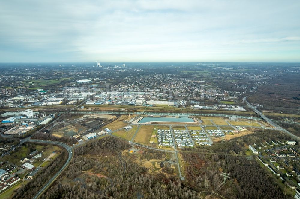 Luftbild Gelsenkirchen - Baustelle mit Erschließungs - und Pfahlgründungsarbeiten für die Fundamentplatte eines Neubaus der Stölting Service Group GmbH an der Johannes-Rau-Allee im Ortsteil Bismarck in Gelsenkirchen im Bundesland Nordrhein-Westfalen