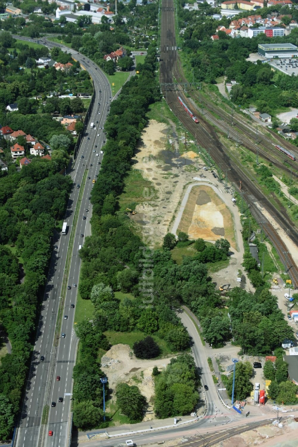 Magdeburg von oben - Baustelle mit Erschließungsarbeiten in Magdeburg im Bundesland Sachsen-Anhalt