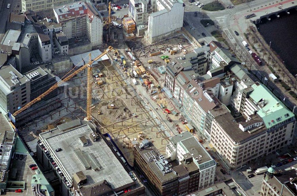 Luftbild Hamburg - , Baustelle Europa-Passage zwischen Mönckebergstraße und Jungfernstieg an Alster/am Glockengießerwall