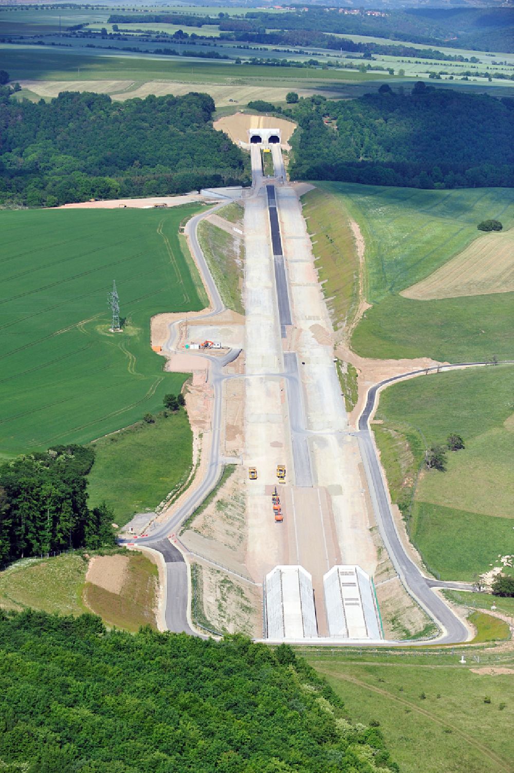 Finneland aus der Vogelperspektive: Baustelle Finnetunnel - Bibratunnel der Bahn- und ICE Strecke in Finneland im Bundesland Sachsen-Anhalt, Deutschland