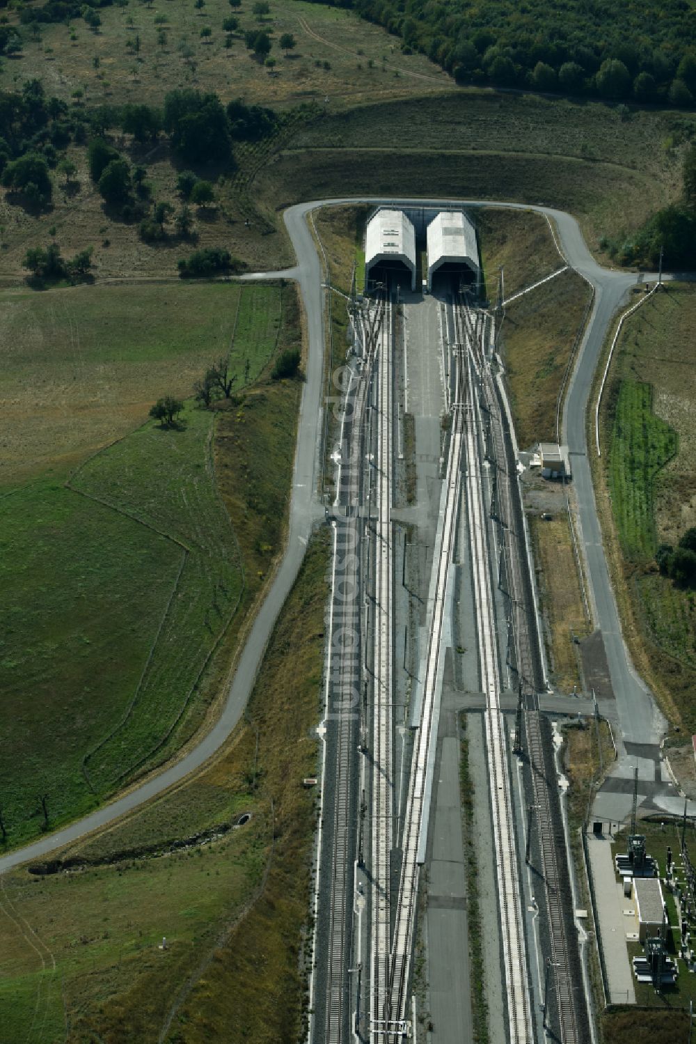 Finneland von oben - Baustelle Finnetunnel - Bibratunnel der Bahn- und ICE Strecke in Finneland im Bundesland Sachsen-Anhalt, Deutschland