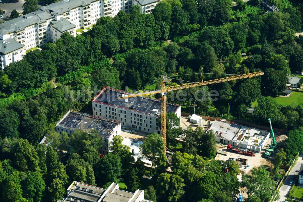 Berlin von oben - Baustelle Flüchtlingsheim- und Asylunterkunfts- Gebäude an der Leonorenstraße im Ortsteil Lankwitz in Berlin, Deutschland