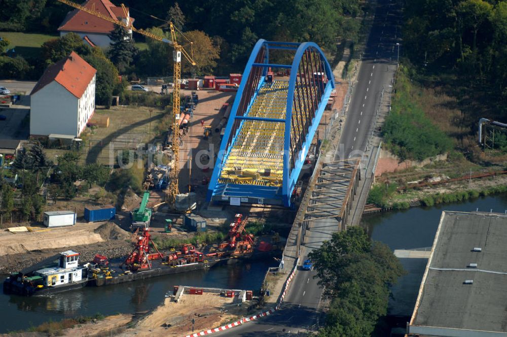 GENTHIN aus der Vogelperspektive: Baustelle der Friedensbrücke / Brücke des Friedens in Genthin