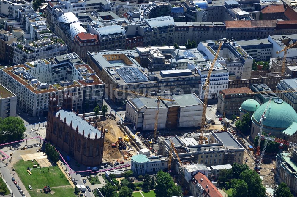 Luftbild Berlin Mitte - Baustelle an der Friedrichswerderschen Kirche an der Französischen Straße in Berlin Mitte