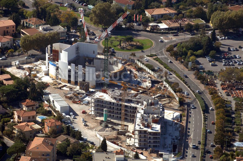 Fréjus aus der Vogelperspektive: Baustelle in Fréjus an der Cote d'Azur in Frankreich