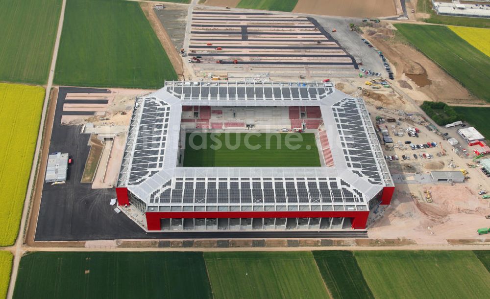 Mainz aus der Vogelperspektive: Baustelle Fußball-Stadion Coface-Arena