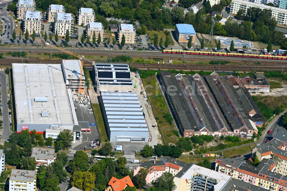 Luftbild Potsdam - Baustelle Gebäudekomplex und Logistikzentrum auf dem Gelände an der Friedrich-Engels-Straße in Potsdam im Bundesland Brandenburg, Deutschland