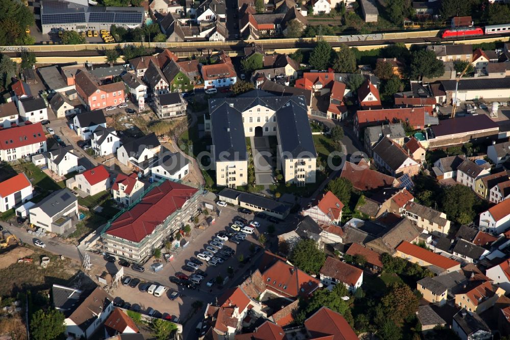 Nierstein aus der Vogelperspektive: Baustelle am Gelände der ehemaligen Malzfabrik in Nierstein im Landkreis Mainz-Bingen im Bundesland Rheinland-Pfalz