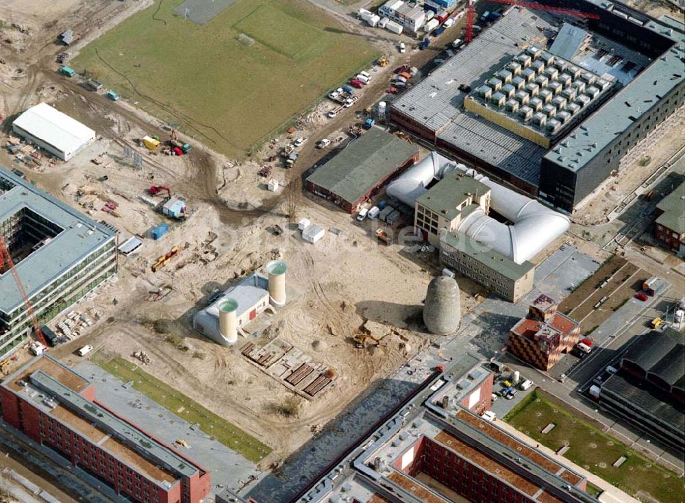 Luftbild Berlin-Johannisthal - Baustelle auf dem Gelände der WISTAS in Berlin - Johannisthal 18.03.02