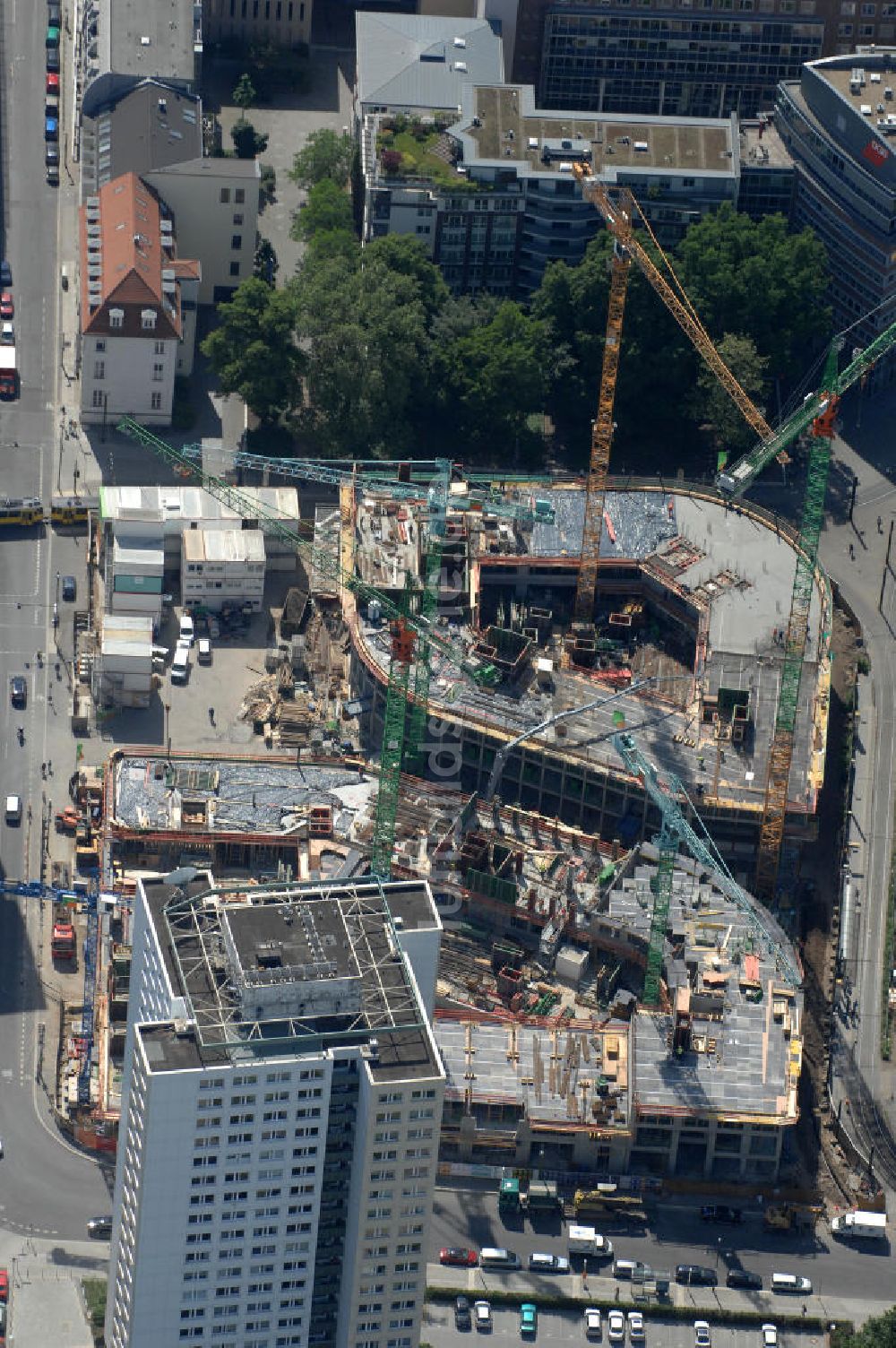 Berlin aus der Vogelperspektive: Baustelle des Geschäftshaus- und Wohnkomplex ?Hackesches Quartier? in Berlin - Mitte