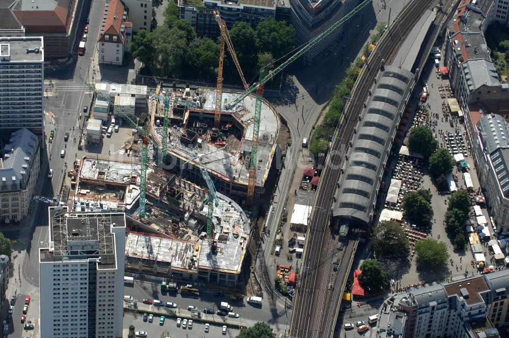 Luftaufnahme Berlin - Baustelle des Geschäftshaus- und Wohnkomplex ?Hackesches Quartier? in Berlin - Mitte