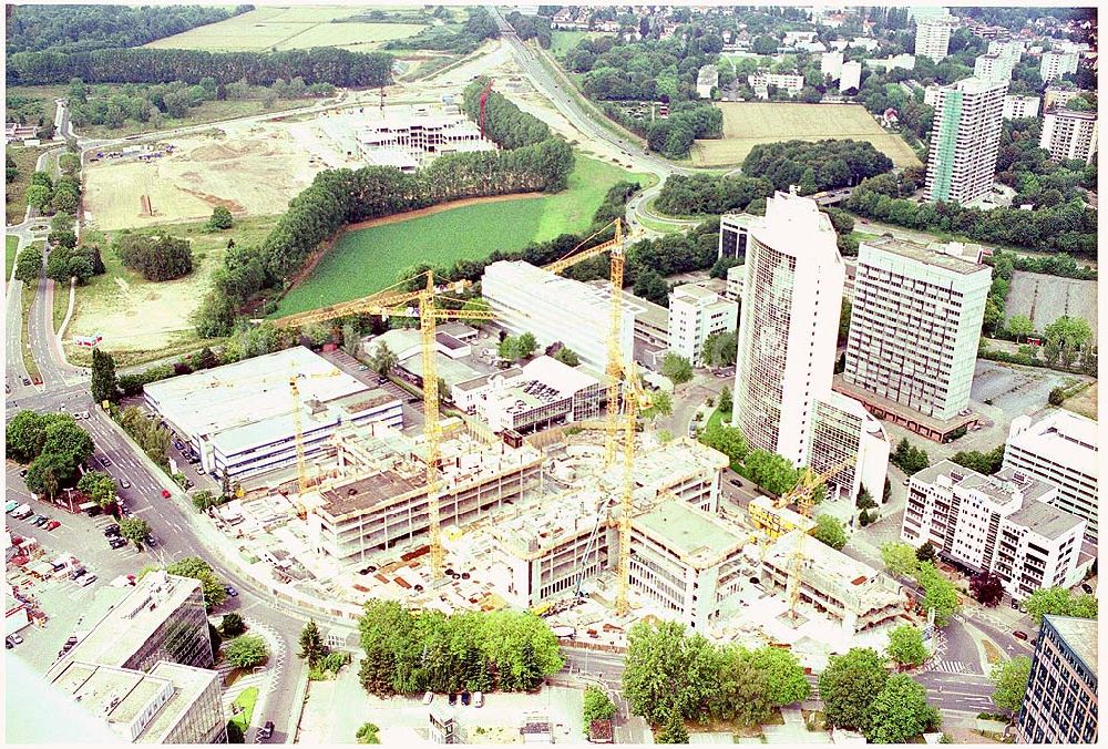 Luftbild Eschborn - Baustelle am Gewerbegebiet der HVB Immobilien AG am Eschborner Dreieck in Frankfurt Sossenheim.