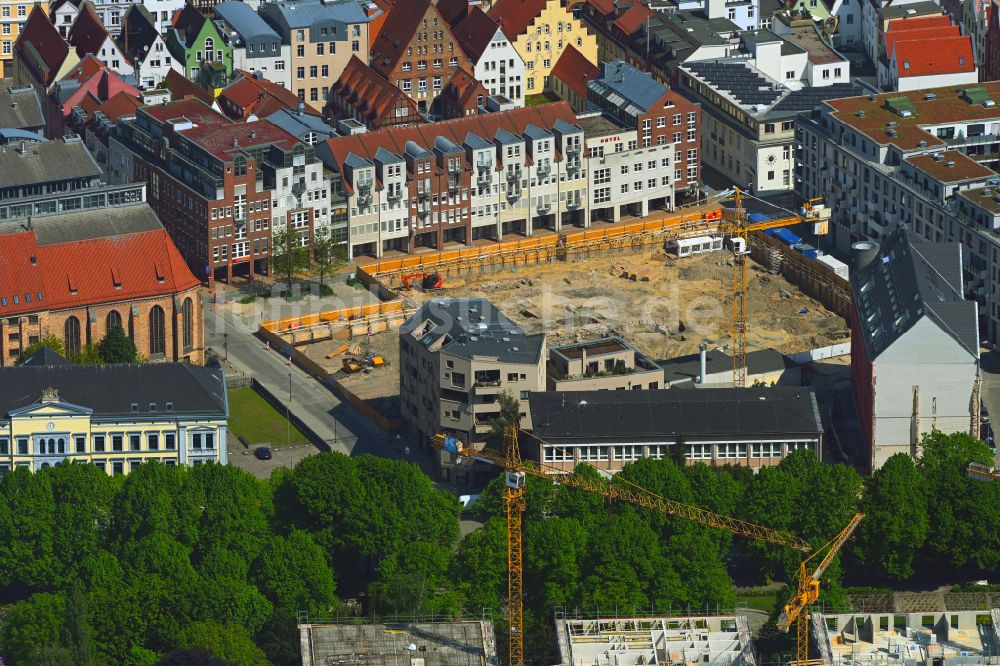 Luftaufnahme Rostock - Baustelle Glatter Aal - Rosengarten Center in Rostock im Bundesland Mecklenburg-Vorpommern, Deutschland