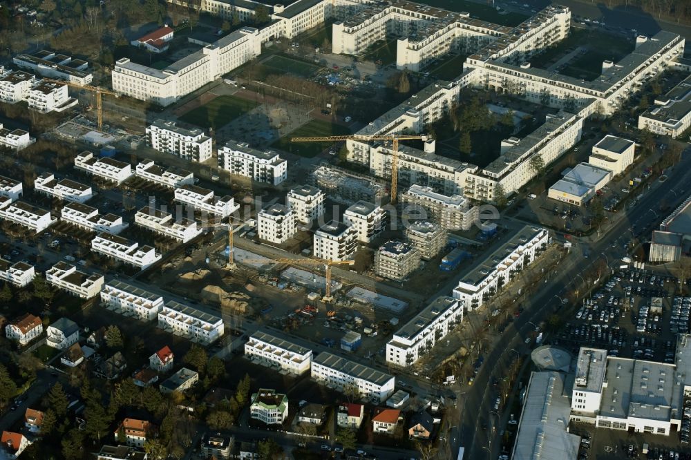 Berlin von oben - Baustelle GreenLofts an der Billy-Wilder-Promenade im Stadtteil Lichterfelde von Berlin