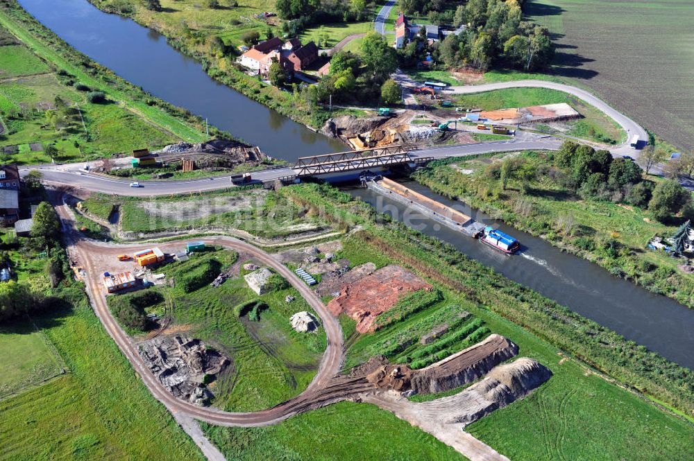 Güsen aus der Vogelperspektive: Baustelle an der Güsener Brücke