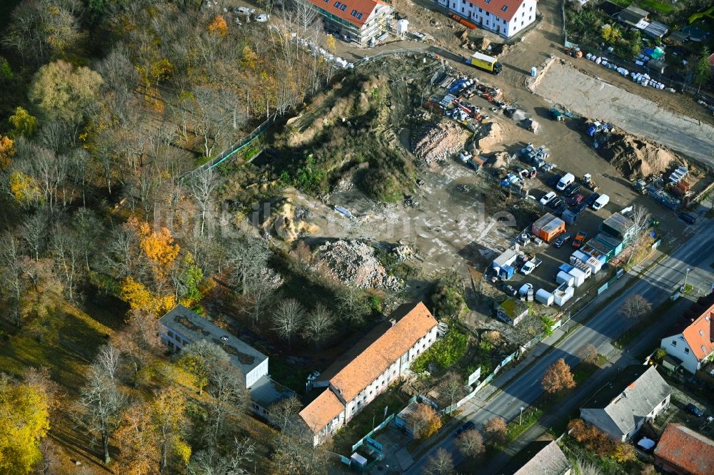 Luftbild Berlin - Baustelle Gutshof Falkenberg im Ortsteil Falkenberg in Berlin, Deutschland