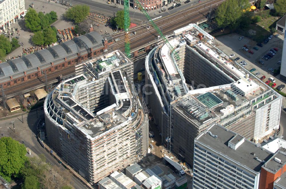 Berlin von oben - Baustelle Hackesches Quartier in Berlin Mitte