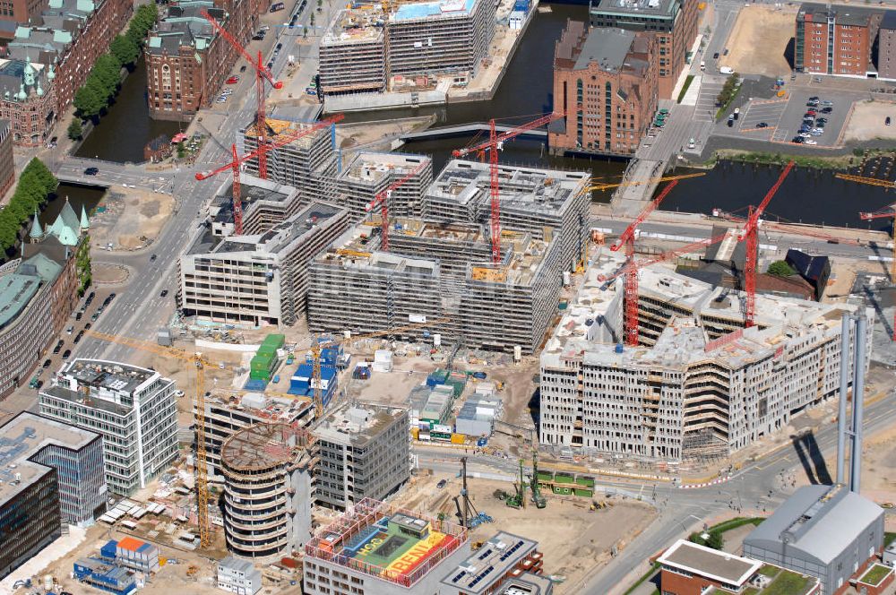 Hamburg von oben - Baustelle HafenCity / Überseequartier Hamburg