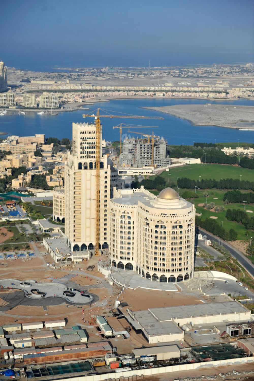 Luftbild Ras Al Khaimah - Baustelle des Al Hamra Palace Hotel in Ras Al Khaimah