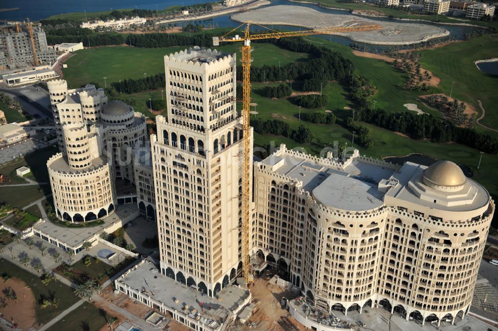 Ras Al Khaimah aus der Vogelperspektive: Baustelle des Al Hamra Palace Hotel in Ras Al Khaimah