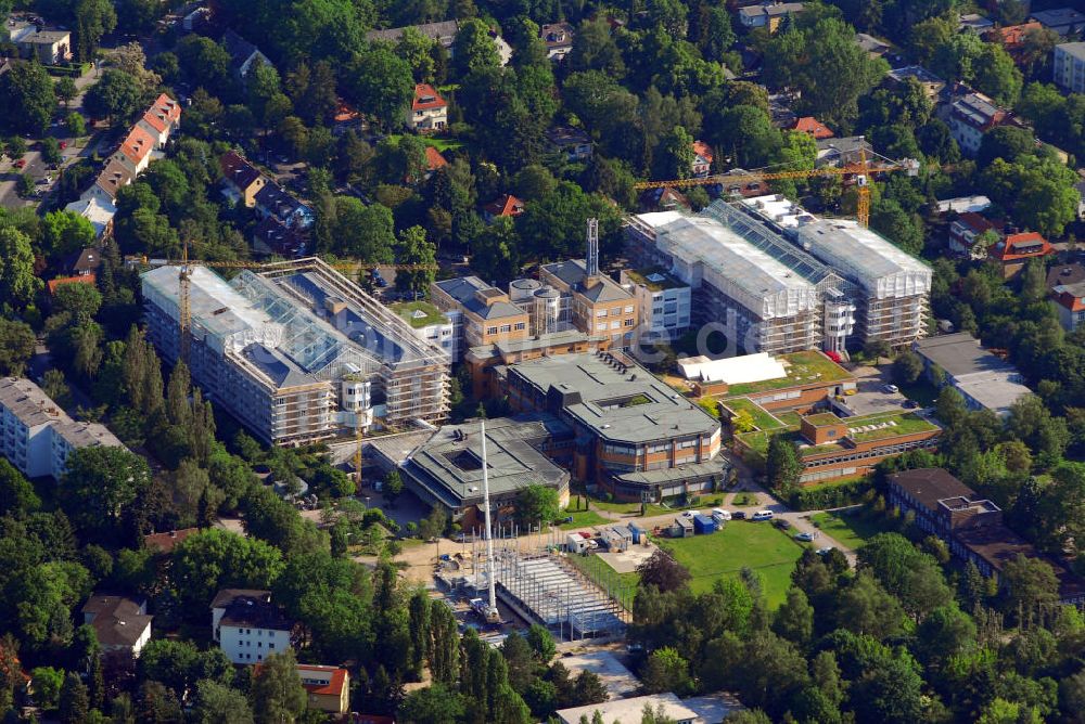 Berlin von oben - Baustelle HELIOS Klinikum Emil von Behring Berlin-Zehlendorf