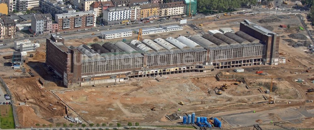 Luftaufnahme Frankfurt am Main - Baustelle Hochhaus- Neubau der Doppeltürme der EZB-Zentrale in Frankfurt / Main in Hessen