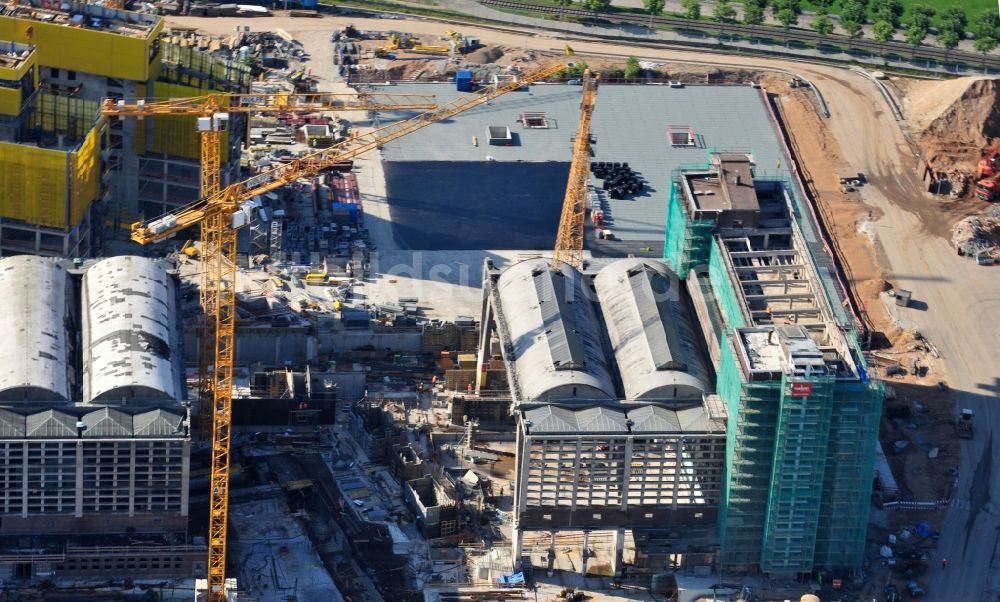 Frankfurt am Main von oben - Baustelle Hochhaus- Neubau der Doppeltürme der EZB-Zentrale in Frankfurt / Main in Hessen