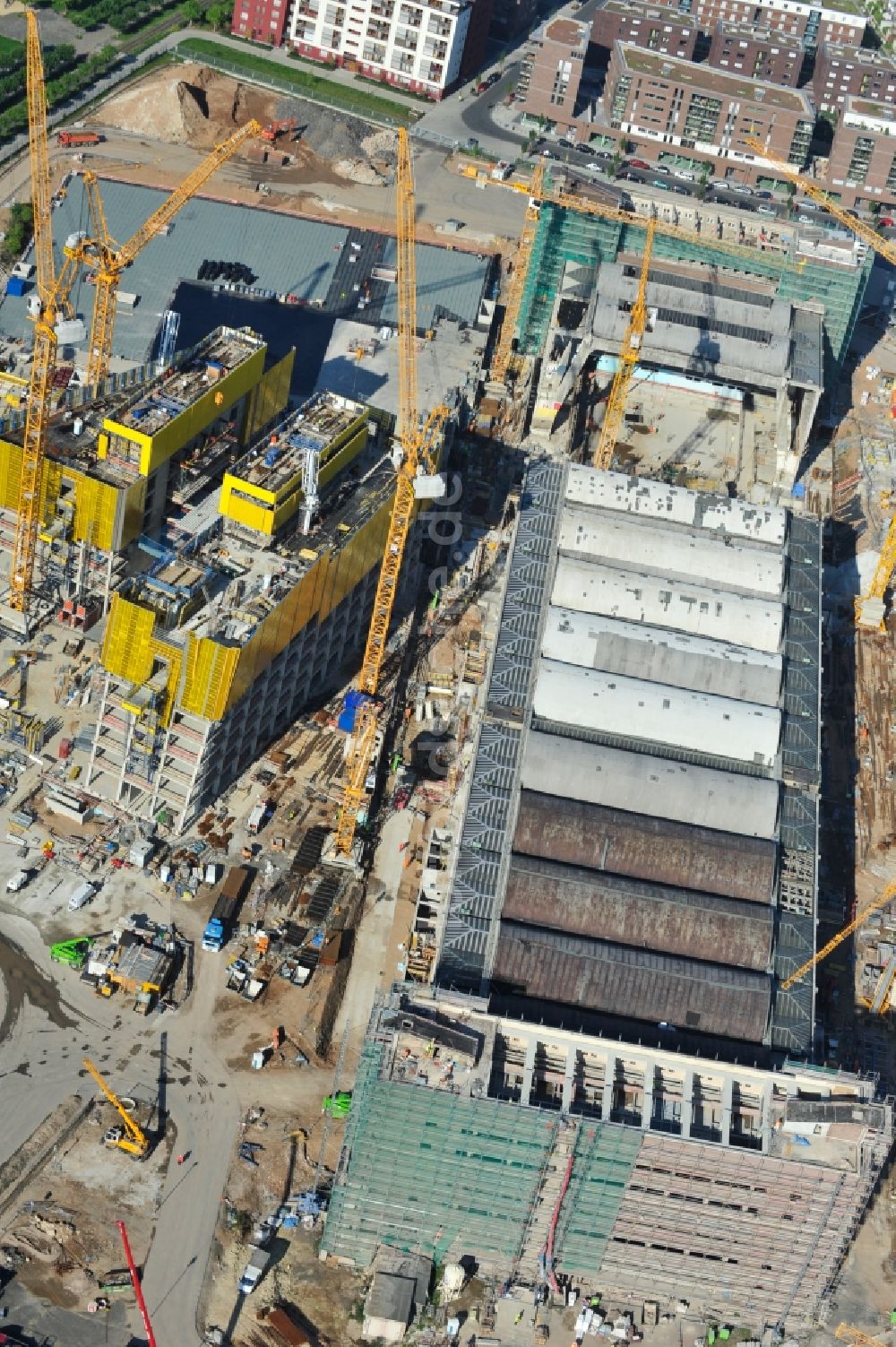 Luftbild Frankfurt am Main - Baustelle Hochhaus- Neubau der Doppeltürme der EZB-Zentrale in Frankfurt / Main in Hessen