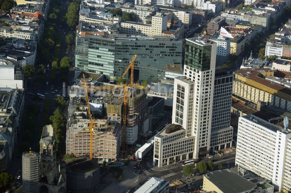 Berlin von oben - Baustelle Hochhaus-Neubau Upper West am Breitscheidplatz in Berlin- Charlottenburg