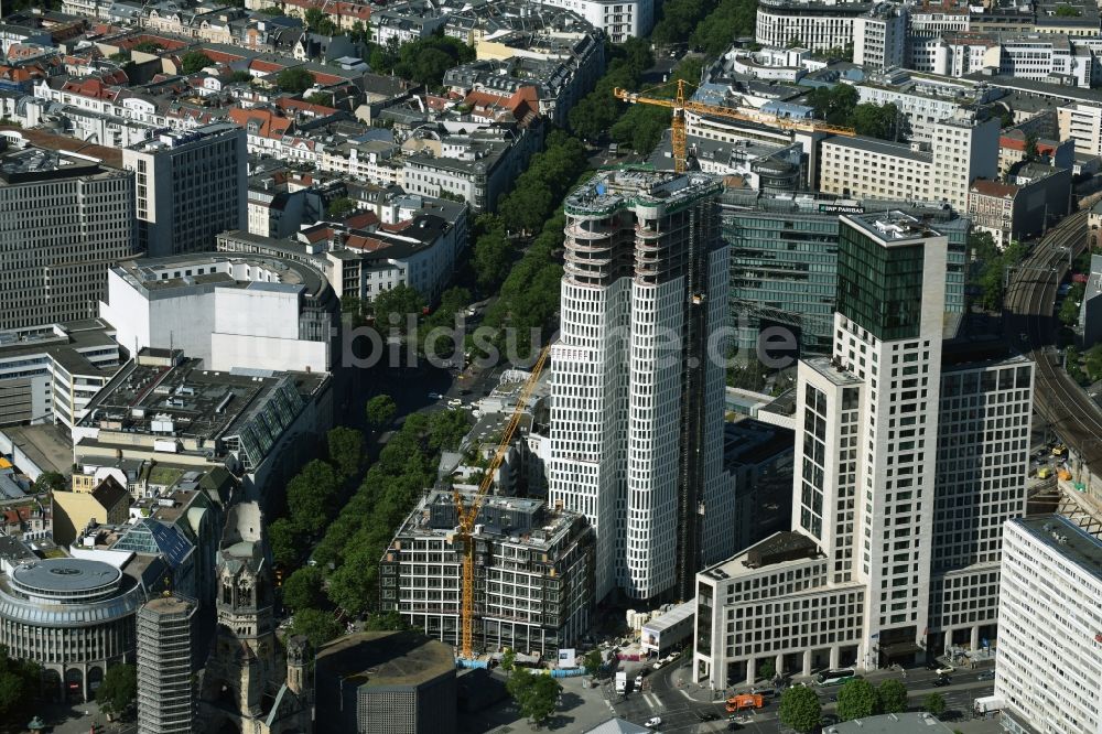 Berlin von oben - Baustelle Hochhaus-Neubau Upper West am Breitscheidplatz in Berlin- Charlottenburg