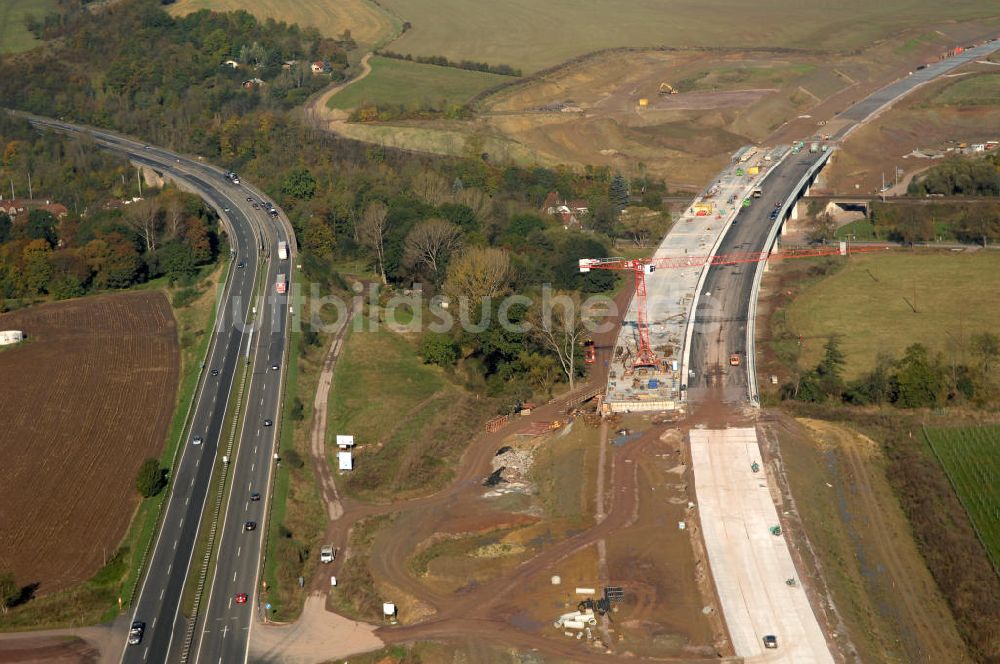 Luftaufnahme Sättelstädt - Baustelle Hörseltalbrücke der A4 bei Sättelstädt