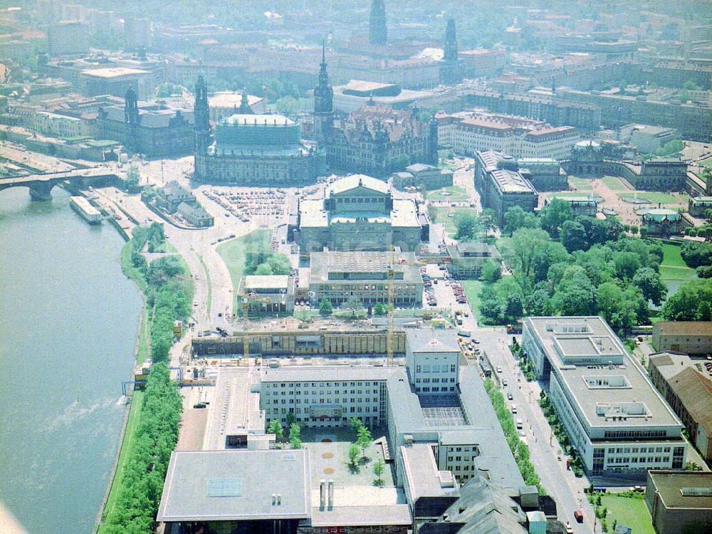 Dresden / Sachs. von oben - Baustelle der Imbau GmbH hinter der Semperoper in der Dresdner Altstadt