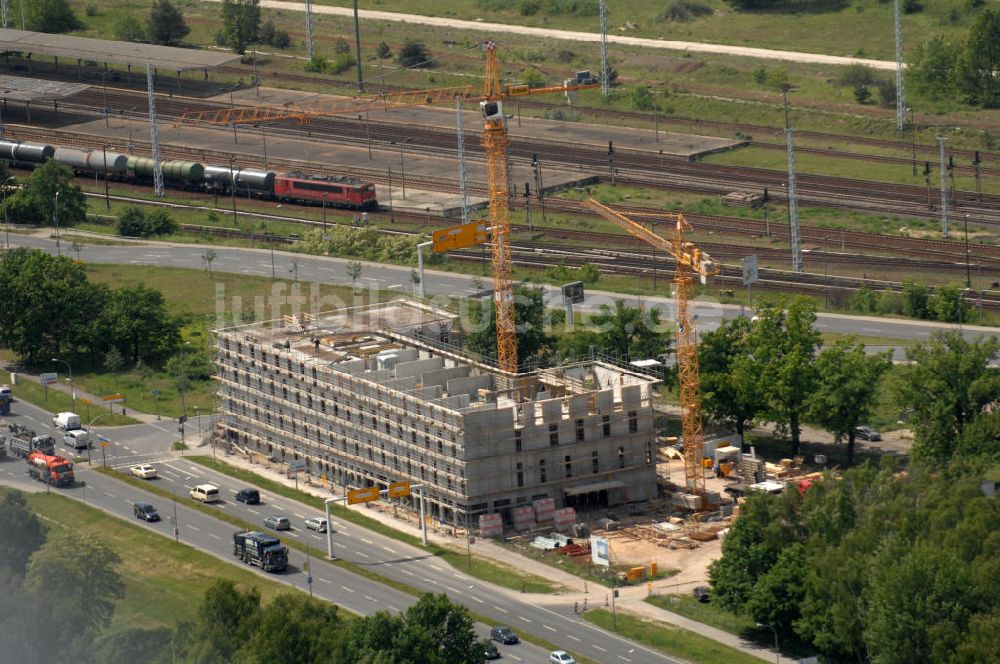 Schönefeld aus der Vogelperspektive: Baustelle für das InterCityHotel Berlin-Brandenburg Airport am Seegraben in Schönefeld im Landkreis Dahme-Spree