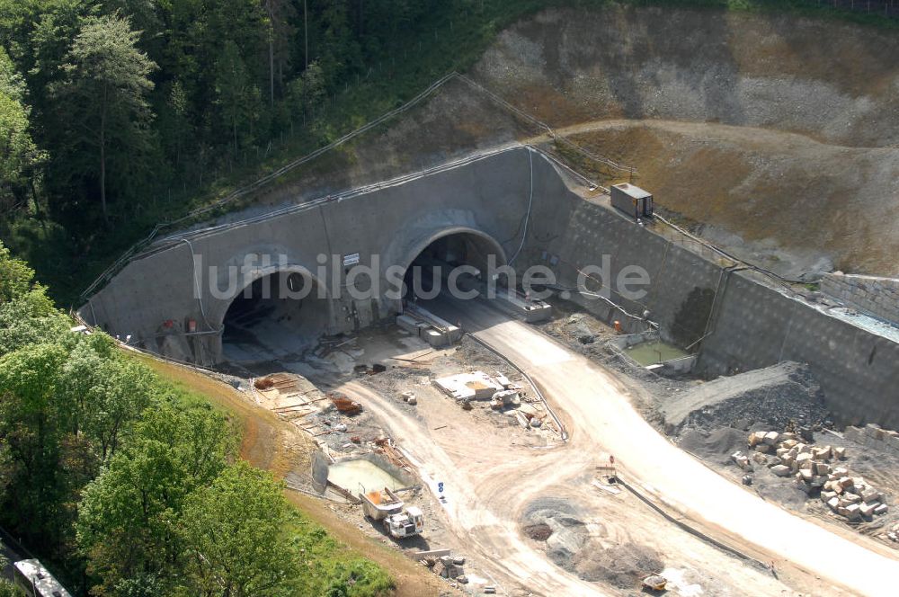 Göschwitz bei Jena aus der Vogelperspektive: Baustelle Jagdbergtunnel Autobahnverlegung Europastrasse E40 A4 bei Jena