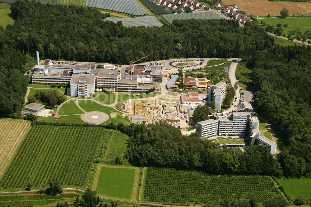 Friedrichshafen aus der Vogelperspektive: Baustelle des Klinikgelände des Krankenhauses Klinikum Friedrichshafen im Ortsteil Manzell in Friedrichshafen im Bundesland Baden-Württemberg, Deutschland