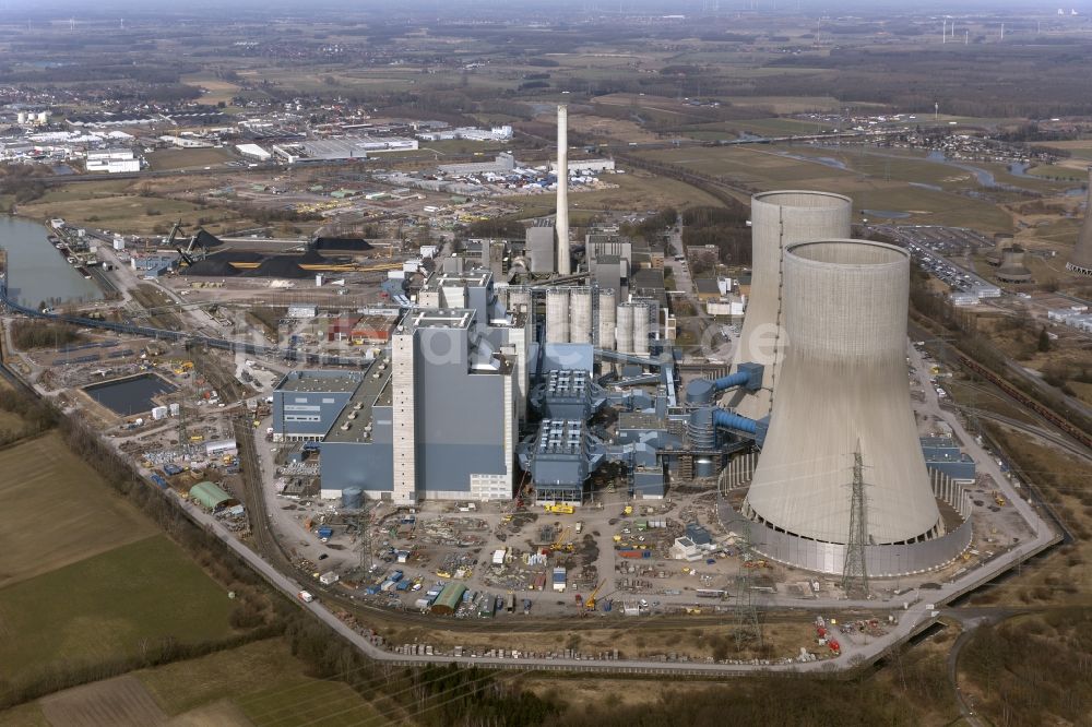 Hamm aus der Vogelperspektive: Baustelle am Kraftwerk / Kohlekraftwerk Westfalen im Stadtteil Hamm-Uentrop mit dem ehemaligen Kernkraftwerk KKW / AKW THTR-300 in Nordrhein-Westfalen NRW