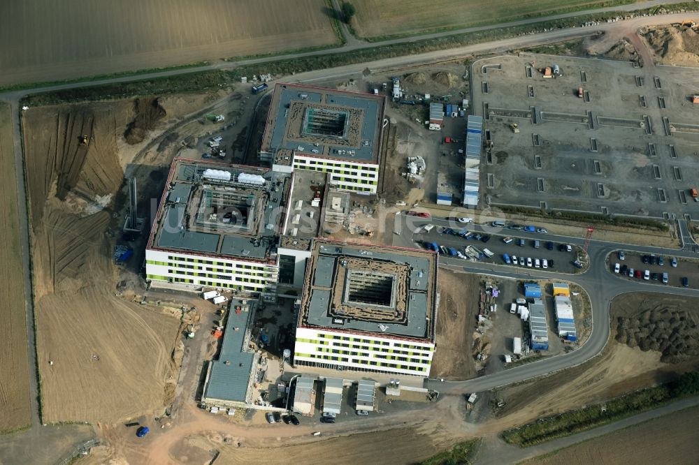 Luftbild Obernkirchen - Baustelle auf dem Krankenhausgelände zum Neubau eines Gesamtklinikum für das Schaumburger Land in Obernkirchen im Bundesland Niedersachsen