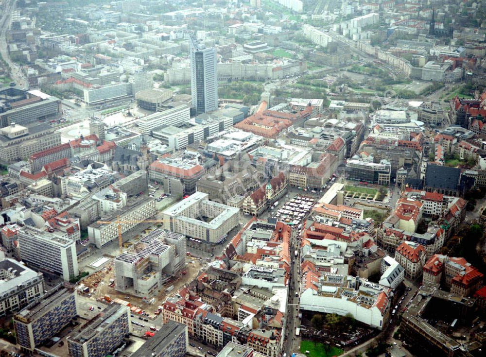 Leipzig / Sachsen aus der Vogelperspektive: Baustelle am Leipziger Marktplatz.