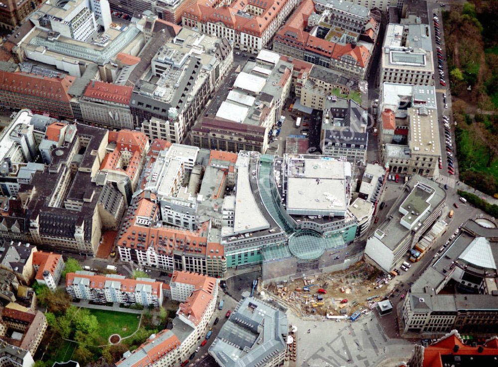 Luftaufnahme Leipzig / Sachsen - Baustelle am Leipziger Marktplatz mit dem neuen Einkaufszentrum Petersbogen