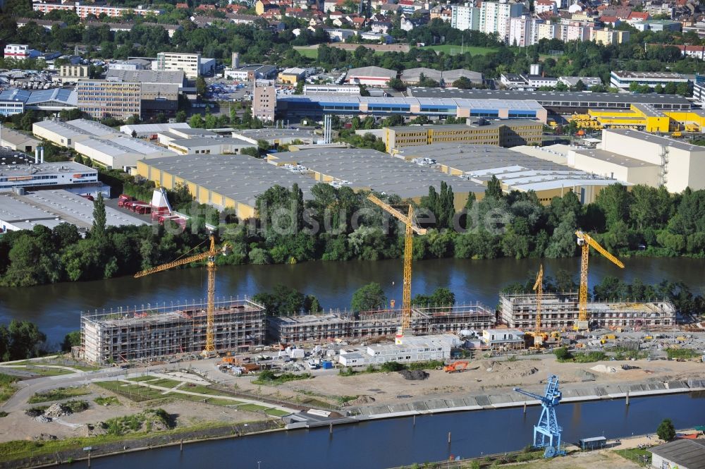 Offenbach von oben - Baustelle auf der Maininsel in Offenbach im Bundesland Hessen