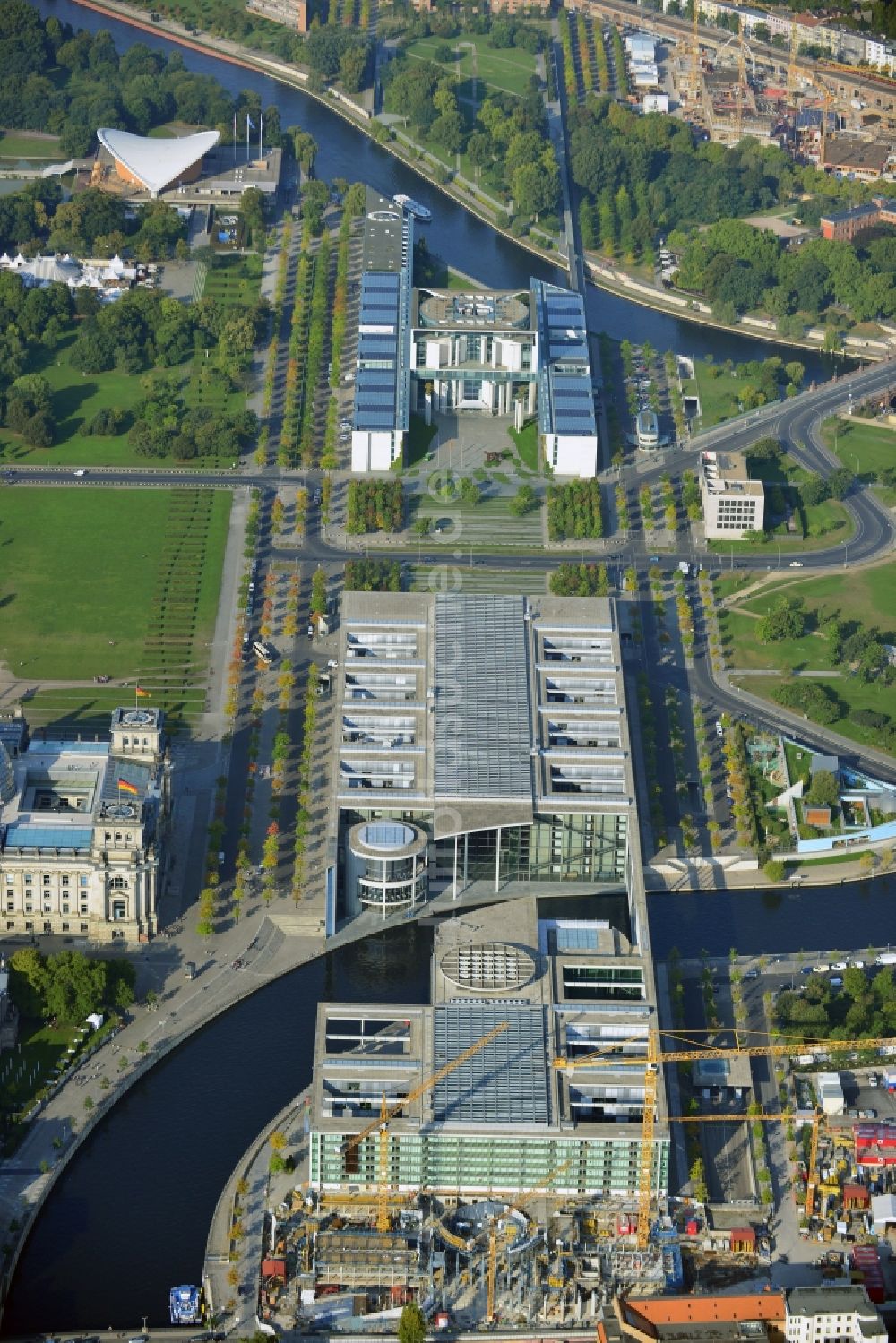 Luftbild Berlin - Baustelle vor dem Marie-Elisabeth-Lüders-Haus im Berliner Regierungsviertel im Bundesland Berlin