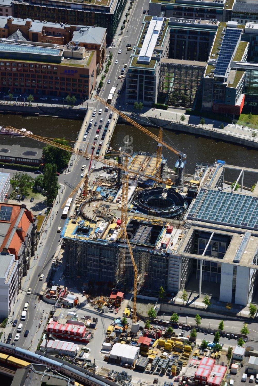 Berlin aus der Vogelperspektive: Baustelle vor dem Marie-Elisabeth-Lüders-Haus im Berliner Regierungsviertel im Bundesland Berlin