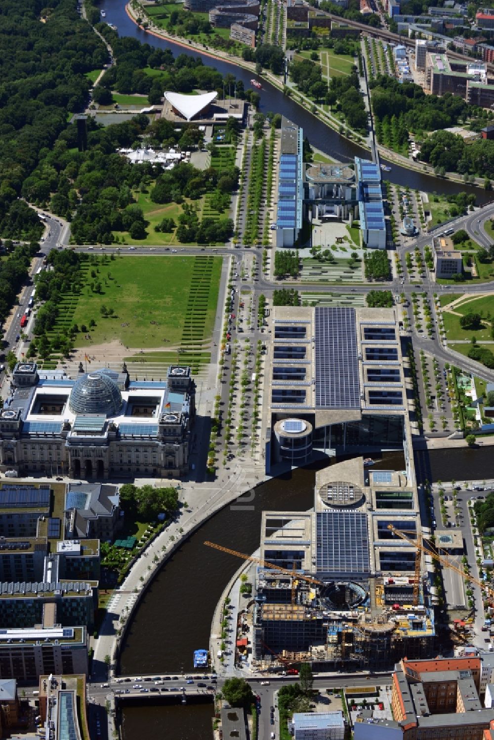 Berlin von oben - Baustelle vor dem Marie-Elisabeth-Lüders-Haus im Berliner Regierungsviertel im Bundesland Berlin