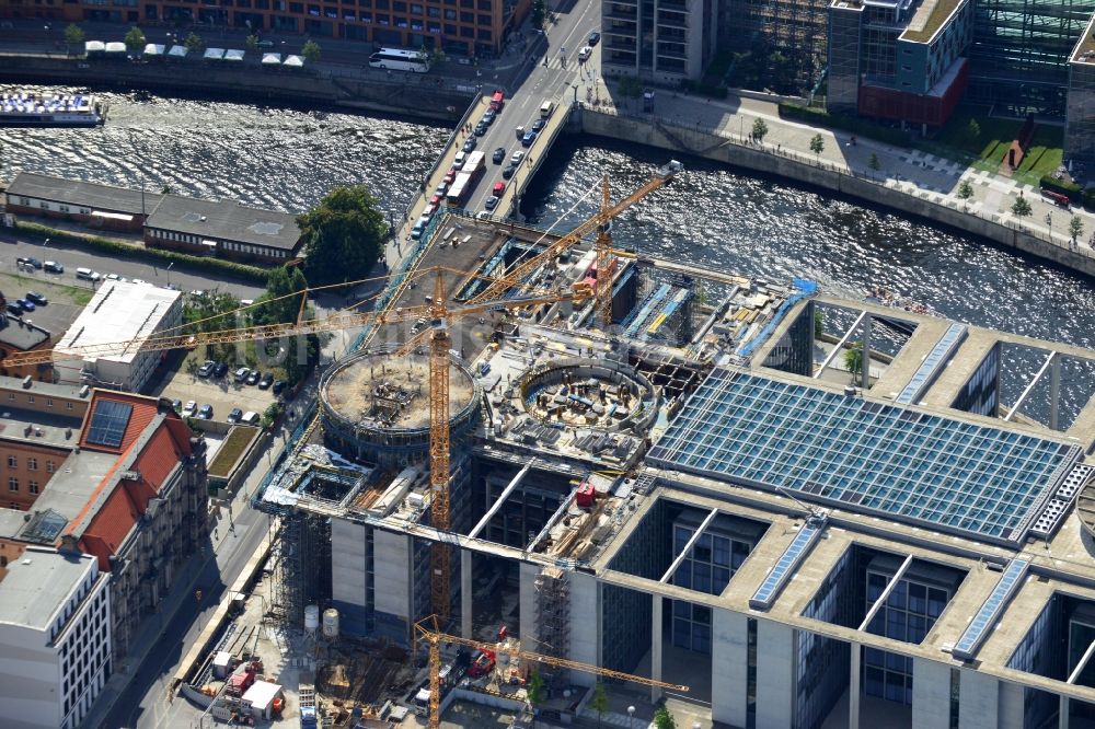 Luftaufnahme Berlin - Baustelle vor dem Marie-Elisabeth-Lüders-Haus im Berliner Regierungsviertel im Bundesland Berlin