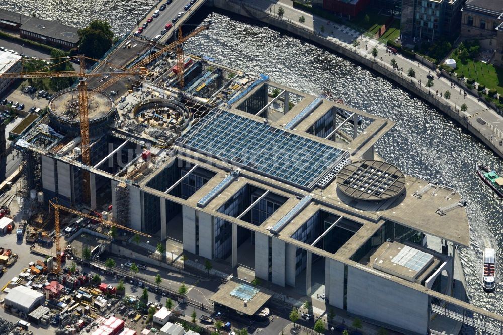 Luftbild Berlin - Baustelle vor dem Marie-Elisabeth-Lüders-Haus im Berliner Regierungsviertel im Bundesland Berlin