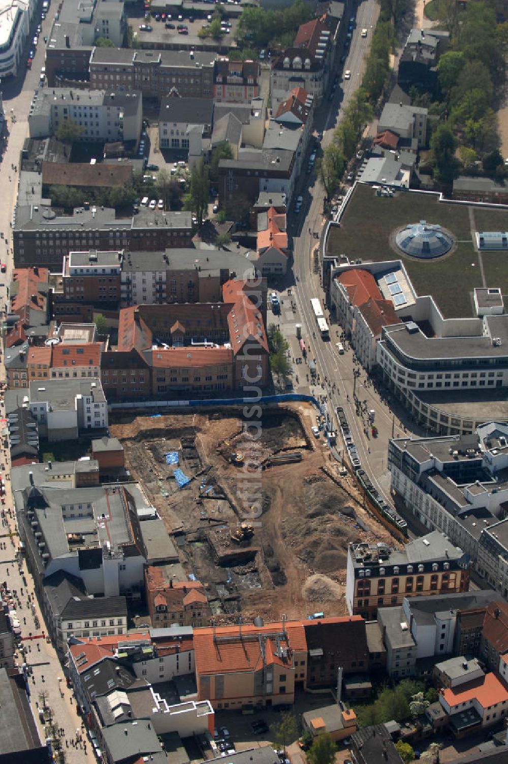 Schwerin aus der Vogelperspektive: Baustelle Marienplatz-Galerie Schwerin